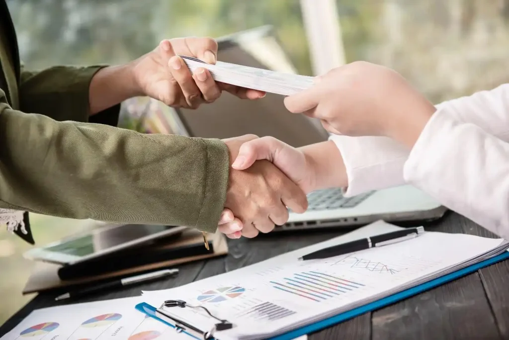 What Are Credit Union Banks and How Do They Work?